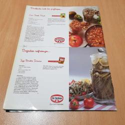 Sofra Aylık Yemek Dergisi - Ocak 2006 sayı : 33 Özel Dosya Kekler / Pasta Süsleme Sanatı