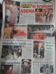 Süper Takip Extra Haftalık Aktüalite Sinema Tiyatro Müzik ve Magazin Gazetesi - 1998 Yılı - Pınar Eliçe yargısız infaz kurbanı - 'Bütük erkeklerden şikayetçiyim' - Sosyete Antikacısı Filiz Kansu Terör Estirecek - Asena - Süha Özgemir - Burak Kut - Esra Akkaya - Fırat Kaya - Filiz Taçbaş - Naşide Göktürk - Ahmet Kaya - Hülya Avşar - Hülya Süer - Harika Avcı - Müziğin Rengi - Neco - Mehmet Kuriş - Tezcan Yaramancı - Deniz Pulaş - Hatice Süren - Buket Taşdelen - Refik Bulutçu - Nesrin İlter - Betina Hakko - Lösemili Çocuklara VAKKO desteği - Mücevher Sergisi Büyüledi - Berna Laçin - Bilmece & Bulmaca & Eğlence - İnsan öpmeye korkar - Serap Acar - Boy George - Mustafa Uğur - İbrahim Tatlıses - Aylin Coşkun - Hüner Coşkuner fotoğraf ve haberi - Tam Takım Gazete