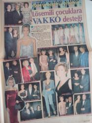 Süper Takip Extra Haftalık Aktüalite Sinema Tiyatro Müzik ve Magazin Gazetesi - 1998 Yılı - Pınar Eliçe yargısız infaz kurbanı - 'Bütük erkeklerden şikayetçiyim' - Sosyete Antikacısı Filiz Kansu Terör Estirecek - Asena - Süha Özgemir - Burak Kut - Esra Akkaya - Fırat Kaya - Filiz Taçbaş - Naşide Göktürk - Ahmet Kaya - Hülya Avşar - Hülya Süer - Harika Avcı - Müziğin Rengi - Neco - Mehmet Kuriş - Tezcan Yaramancı - Deniz Pulaş - Hatice Süren - Buket Taşdelen - Refik Bulutçu - Nesrin İlter - Betina Hakko - Lösemili Çocuklara VAKKO desteği - Mücevher Sergisi Büyüledi - Berna Laçin - Bilmece & Bulmaca & Eğlence - İnsan öpmeye korkar - Serap Acar - Boy George - Mustafa Uğur - İbrahim Tatlıses - Aylin Coşkun - Hüner Coşkuner fotoğraf ve haberi - Tam Takım Gazete