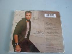 RICKY MARTIN 