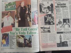 Tele Magazin Haftalık Aktüalite Sinema Tiyatro Müzik ve Magazin Dergisi - 16 Eylül 1985 - Sayı:43 - Elvis Presley - ''Kral'' Gibi Yaşamış ''Kral'' gibi ölmüştü - Erol Büyükburç - Ersan Erdura - ''Cumartesi'den Cumartesi'ye - İşte Alman Çocuklarının Ekran Konukları - En Güzeli Çocuklar İçin - Mesut Mertcan'ın En Mutlu Günü - Fehmi Ketenci - Eray Özbal - Feridun Karakaya - Nilgün Özhan tiyatrodan istifa etti - Ken Howard TRT'nin gözdesi - Dilek Bale - Besteciler Nota Başına - Selahattin İçli - Beyza Tok - Selmi Andak - Tuna Huş - Atalay Akçalı - Alev Sayın - Türkan Şoray'ı yağmur engelledi - Oya Küçümen - Uğur Dündar - Tele Bulmaca - Haftalık TV Program - Sevim Canbaz - Fatma Karaca ''Hem Eğlendim, Hem Dinlendim'' - Müşerref Akay - Erol Evgin - Ümit Aktan - Faruk Tunaz - Bilgi Gökçen - Tele Fal - Ekrana Yansımayan Bilgen Bengü - Ormanların Kraliçesi - Michael London - Baba İngals Kanserli Çocuklara Moral Verdi - Bu Pencereye Kuş Değil Kamera Kondu fotoğraf ve haberi - Tam Takım Dergi