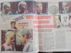 Tele Magazin Haftalık Aktüalite Sinema Tiyatro Müzik ve Magazin Dergisi - 16 Eylül 1985 - Sayı:43 - Elvis Presley - ''Kral'' Gibi Yaşamış ''Kral'' gibi ölmüştü - Erol Büyükburç - Ersan Erdura - ''Cumartesi'den Cumartesi'ye - İşte Alman Çocuklarının Ekran Konukları - En Güzeli Çocuklar İçin - Mesut Mertcan'ın En Mutlu Günü - Fehmi Ketenci - Eray Özbal - Feridun Karakaya - Nilgün Özhan tiyatrodan istifa etti - Ken Howard TRT'nin gözdesi - Dilek Bale - Besteciler Nota Başına - Selahattin İçli - Beyza Tok - Selmi Andak - Tuna Huş - Atalay Akçalı - Alev Sayın - Türkan Şoray'ı yağmur engelledi - Oya Küçümen - Uğur Dündar - Tele Bulmaca - Haftalık TV Program - Sevim Canbaz - Fatma Karaca ''Hem Eğlendim, Hem Dinlendim'' - Müşerref Akay - Erol Evgin - Ümit Aktan - Faruk Tunaz - Bilgi Gökçen - Tele Fal - Ekrana Yansımayan Bilgen Bengü - Ormanların Kraliçesi - Michael London - Baba İngals Kanserli Çocuklara Moral Verdi - Bu Pencereye Kuş Değil Kamera Kondu fotoğraf ve haberi - Tam Takım Dergi