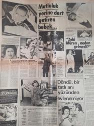 Hafta Sonu Haftalık Aktüalite Sinema Tiyatro Müzik ve Magazin Gazetesi - 9 Aralık 1977 - Sayı:50 - Ölümden nasıl döndü? - Bülent Ersoy - Tekzip ediyoruz - 48 saatlik koma ve ilk adımlar - Kahkaha Bilmecesi - Eyüp Sultan'da eski anılar arasında - Çocuklar ''Püf'' dedi, anneler, babalar eğlendi - Prenses Anne - Mutluluk yerine dert getiren bebek - ''Zeki Müren, neden gelmedi?'' - Ajda Pekkan - Neşe Karaböcek - Döndü, bir tatlı anı yüzünden evlenemiyor - Burası İstanbul - Kim Ne Yapıyor - Güzele Ne Yaraşmaz , Güzele ne yaraşmaz - İhtiyar büyücüye ne oldu - John Lennon - Biyonik Fal - Bir ''Yılmaz Güney karikatürü'' - Tılsım Bozuldu - Gazyağına aşeren kadın - Rüyalarınız - Ediz Hun, çocuğuna Norveç'te şifa arıyor - Filiz Akın - Kulisteki küçük tapınak - Melek Görgün Batakhanede altın buldu - Yıldırım Gürses - Rüçhan Adlı, gelinini tehdit mi etti - Türkan Şoray - Nazan Şoray - Marika Adlı fotoğraf ve haberi - Tam Takım Dergi