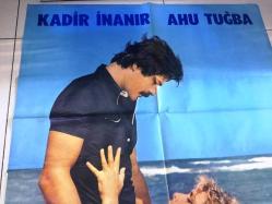 ELVEDA DOSTUM, 1982, SİNEMA FİLM AFİŞİ / POSTERİ - DEB BOY - ORİJİNAL - 200 X 100 cm EBADINDA - Original Turkish Big Size Movie Poster - Zeki Alasya, Mehmet Aydın, Kadir İnanır, Pembe Mutlu, 	Tuncer Necmioğlu, Ahu Tuğba, Mesut Çakarlı, Haluk Kurtoğlu, Nedret Güvenç, Fırat Gülgen, Romalı Perihan, 	İsmail Yavuz Selekman, Altan Tekin