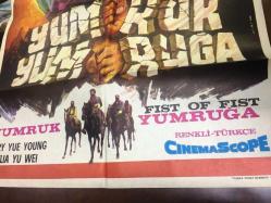 YUMRUK YUMRUĞA - (FIST OF FIST - Chu ba), 1973,  UZAK DOĞU KUNG FU DÖVÜŞ SİNEMA FİLM ÇİZİM AFİŞİ / POSTERİ  - BÜYÜK BOY - ORİJİNAL - 99 X  68 cm EBADINDA - Original Turkish Big Size Movie Poster - Jimmy L. Pascual, HENRY YUE YOUNG, OFFELIA YU WEI, ERMAN FİLM