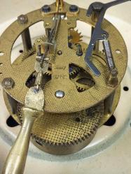 Antika Nadir Model Junghans Anahtar Kurmalı Duvar Saati