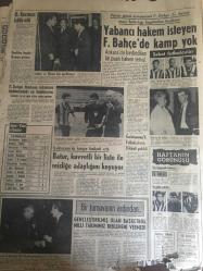 HÜRRİYET GAZETESİ 29 ARALIK 1964 YIL :17 SAYI :5987--İzmir de sel : Bin ev su altında kaldı ---Seçim Kanunu bugün meclise sevk ediliyor ---Pehlivanoğlu  Fakülteyi 16 Yılda Bitirmiş ---Adana da bekçilerle düello eden iki hırsız yakalandı --Kolej  mezunu  bir Türk kızı Münih te ölüme terk edildi ---Bütün sanayi bölgeleri ayrı ayrı tespit edildi --Topraktaki madenler kansere sebep oluyor ---Halk Üniversitesi : ilk ders ,2 Ocak Pazartesi ---Osman Kermen istifa etti ---Yabancı hakem isteyen Fenerbahçe de kamp yok---Batur ,kuvvetli bir liste ile reisliğe  adaylığını koruyor --1965 Erkek Modası --Çanakkale de  sel ,3 otomobili denize sürükledi --İnönü ,Erkin le bir görüşme yaptı --Toto da  13 maçı bilenler  57 kişi bildi --Amerika da ki  sel felaketinde 44 kişi öldü --En eski  gazetecilerden Tevfik Necati Kozol Öldü ----