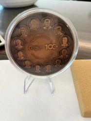 CUMHURİYETİN 100.YILI BRONZ HATIRA PARA DARPHANE SERTİFİKALI VE ORJİNAL AHŞAP KUTULU (SIFIR ÜRÜN)