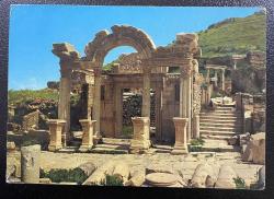 Eski Efes İzmir temalı TC pullu postadan geçmiş kartpostal