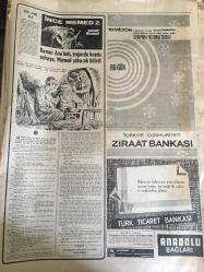 HÜRRİYET GAZETESİ 31 ARALIK 1968 YIL :21 SAYI :7428---Hürriyet Sordu :1968 nasıl geçti  1969 dan  neler  bekliyorsunuz ?--Demokrasi Korunmalıdır --Demirel : Demokrasi hayat zedelenmemelidir ,İnönü :Huzuru korumak en büyük görev ,Aybar : Demokratik sosyalizm  ağır basacak , Fevzioğlu : Huzur ,hürriyet  bolluk ve bereket ve barış , Türkeş : Sağlam kuvvetler tesirlerini  gösterecek ---Türkiye ye esrar almak için geldik ---Sophia Loren e  dünyanın  her  yanından tebrik yağıyor ----Fuar Ekici Benelüks 'te : Büyük Sanatkar : Saime Sinan --İsrail Komandoların Beyrut Havaalanına Baskını Planlıydı --İnce Memed 2 : Kamer Ana balı ,yoğurdu koydu sofraya ,Memed  çabucak bitirdi --Futbol için Okul Şart---Kaloperoviç :Fenerbahçe  en büyük  rakip --Basketbol de Balkan 3.lüğü Başarı Sayılır --Kozlu  da Grizu infilakı oldu  ,beş  işçi öldü --2 Çocuk katili 11 yaşındaki Mary Bell Müebbet  nezaret cezasına çarptırıldı ----Tek gol atan  Milli Takım ,17 gol yedi ---
