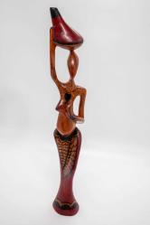 El oyması Afrikalı kadın figürü