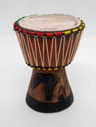 El oyması küçük djambe