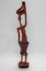 El oyması Afrikalı kadın figürü