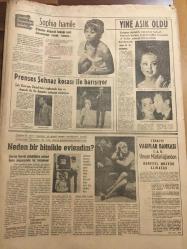 HÜRRİYET GAZETESİ 4 EYLÜL 1966 YIL :Suudi Arabistan,Faysal Türkiye’de-Bitlis yolunda 35 kişi soyuldu ---Amerika Varto ya 1400 Kutup Çadırı Gönderiyor ---Türkeş :Rüşvet iltimas ve ihtikar bütün ülkeyi sarmıştır dedi ---Kral Çeşnicibaşı sının  elini  sürmediği 32 türlü yemeği ağzına koymadı ---Nişanlı Turist Kızlar Apar-Topar Kaçtılar ---Hükümet iki cami  arasında kaldı ---Gecekondu  yapımı  kesin bir şekilde yasaklandı ---Çağımızın  süratine  ayak uyduramayan  mahvolur --Gençlerin  her arzusuna  hayır demek doğrumu ?--Sophia Hamile ---Bir kız uçağın kuyruğuna takılı olarak 15 dakika uçtu ---1 Adet 1966 Model Austin otomobil  ---Fenerbahçe Feriköy ü 2-0 yendi ---Altay -İzmirspor 1-1 berabere kaldı ---Evini tahliye etmeyen kiracısının duvarını delip eşyasını sokağa attı ---İzmir de polis  esrarcıları suçüstü  yakaladı ---Balıkesir  de meçhul şahıslar bir benzin istasyonunu soydular ---