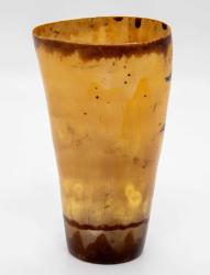 Batı afrika bizon boynuzundan biblo