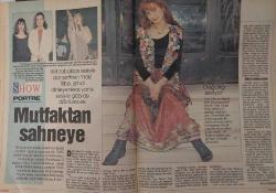 HÜRRİYET GAZETESİ-SHOW EKRAN DERGİSİ-SHOW-DERGİ-22 MAYIS-1994-SAYI:62-KAPAK-FOTOĞRAF-RÖPORTAJ-DOĞANIN BONKÖR DAVRANDIĞI BELDE: ALAÇATI-HUYSUZ VIRJINLE ÇOK ÖZEL-ÜNLÜLER NASIL AŞIK OLDULAR?-ŞİDDETİ KÖRÜKLEYEN HOLLYWOOD-KADIN KADINI SEVEMEZ-ENGİN KOÇ-SEDEN GÜREL-ŞEBNEM DİNÇGÖR-CANSEL ÖZZENGİN-KAPAK KIZI-MÜGE ORUÇKAPTAN-ALEV BAYMUR-YONCA EVCİMİK-GAZANFER ÖZCAN-GÖNÜL ÜLKÜ-CÜNEYT ARKIN-PAUL MCCARTNEY-SADRİ ALIŞIK-ÇOLPAN İLHAN-SEDA SAYAN-SİNAN ENGİN-YOM CRUISE-KEVIN COSTNER-HÜLYA KOÇYİĞİT-PATRIC SWAYZE-LEVENT KIRCA-OYA BAŞAR-BRUCE WILLS-YILDIZ TİLBE-KENAN DOĞULU-SEYFİ DURSUNOĞLU-HABERİ VÜCUDUNDAN AL-EGZEMA-ADET SANCILARI