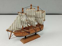 Ahşap El Yapımı Gemi Maketi