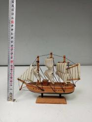 Ahşap El Yapımı Gemi Maketi