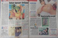 HÜRRİYET GAZETESİ-SHOW EKRAN DERGİSİ-SHOW-DERGİ-5 HAZİRAN-1994-SAYI:64-KAPAK-FOTOĞRAF-RÖPORTAJ-HILLARY'Yİ KAYNANASINDAN DİNLEYİN-VENÜS GÜZELİ-NE KADAR ÇÖP O KADAR REFAH-AIDS'LI TÜRK KARI-KOCA-SEBZE-KANSER-LOREDANA BERTE-TANYELİ-MICHELLE PFEIFFER-BAKIRKÖY BELEDİYE BAŞKANI-ALİ TALİP ÖZDEMİR-BILL CLINTON-VIRGINIA KELLEY-AHMET SAN-MEGA STAR SİMSARI BİR DELİ-COLLINS-WHITNEY HOUSTON-MADONNA-GEBEKUM-MARMARİS-YEŞİM İSENLİK-VENÜS GÜZELİ-DÜNYANIN EN ÜNLÜ KEDİSİ-GARFIELD-GÖZLER BOZULUNCA-GÖZ TESTİ-LENSLER-BANU ALKAN-ALPAY ÖZAYDIN-