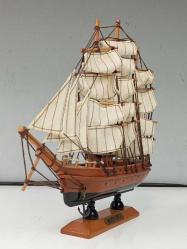 Ahşap El Yapımı Gemi Maketi