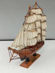 Ahşap El Yapımı Gemi Maketi
