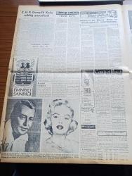 Vatan Gazetesi - 7 Mayıs 1954 - Ahmet Emin Yalman Köşe Yazısı - Bazı İstanbul Milletvekilleri Mazbatalarını Aldılar - Cumhurbaşkanı Celal Bayar Çankaya'da Bakanları Kabul Etti - İşletmeler Bakanı Sıtkı Yırcalı Sınai Kalkınmayı İzahat Etti - Vietnam İmparatoru Bao Dai - Paraguay Merkezi Asilerin Elinde - Fransa Başbakanı Joseph Laniel Güven Oyu Aldı - Boğaz'da Yolcu Sayımı - İlk Petrol Arama Müsaadesi Verildi - Mısır'da Hükümet Darbesi Teşebbüsü - Milli Tesanüt Ve Türk Ocakları - Denizde İsyan Yazan Herman Wouk Yazı Dizisi - Hoş Memo Karikatür - Tarlabaşı Caddesi Asfaltlanıyor - Harry Morrison Geliyor - Bir Erkek Daha Kadın Oldu - En Çok Sevilen İki Artist Alan Ladd Ve Marilyn Monroe -  Jigolo Yazan Daniel Harper Yazı Dizisi - Belgin Doruk Puro Tuvalet Sabunu Kullanıyorum Diyor - General Ali Fuat Cebesoy'un Siyasi Hatıraları Yazı Dizisi - Komünist Çin'ib Dışişleri Bakanı Chou En Lai - Mao Tse Tung - 1956 Gençler Futbol Şampiyonası - Avrupa Bisiklet Turu -Vücudunda En Çok Dövme Olan Adam