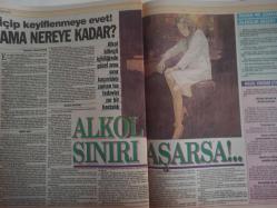 PS Magazin Haftalık Magazin ve Siyasi Aktüalite Dergisi - 20 Ocak 1991 - Sayı:72 - Şeytana tapan köylüler - Haftanın dedikodusu - Rana Yezidilerle konuştu - ''Evet bizler şeytana tapıyoruz'' - Sessizlik hüküm sürüyor - Talat'ın Kahvesi - Stokçuluk merakımız - Piyale Puding Reklamı - Seyit'in acı ölümü bir film yarattı! - Bora Balık Lokantası - Rumeli Kavağı'nda eski bir konakta yepyeni bir ortam - Ali Rıza Kardüz - Armut dibine düşer! - Zülfü, Aylin Livanelli - Erol, Ajlan Büyükburç - Öztürk, Seren Serengil - Zerrin, Derya Arbaş - Atilla, Yaprak Özdemiroğlu - Erdinç, Nilüfer Öz - Suzan, Binnaz Avcı - Özdemir, Yonca Erdoğan - Gazanfer, Fulya Özcan - Mustafa, Kısmet Kandıralı - Selçuk, Hakan Ural - Timur, Hazal Selçuk - Ruhat Biliktan - Arkline ve Ark Butik - Coşkun Kürk Reklamı - Alkor Sınır Aşarsa! - İnsan Ne Zaman Alkolik Olur? - Engin Ardıç - Vaktidir vakti! - Çalışma ortamında aşk - Haftanın dedikodusu - Süper Sabah Bulmaca - Güneş Kova Burcunda - Yasemin Boran - Tam Takım Dergi