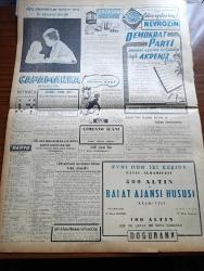 Vatan Gazetesi - 24 Mayıs 1954 - Ahmet Emin Yalman Köşe Yazısı - Hükümet Programı Demokrat Parti Grubunda Okundu - Partizan Memurlar Tasfiyeye Tabi Tutulacak - Komünistler Hanoi Üzerine Yürüyor - Macaristan İngiltere'yi 7 1 Mağlup Etti- Faiz Kaymak Kıbrıs'ta Rumların Yüzde 63'ü Komünisttir Dedi - Futbol Federasyonu Başkanı Ulvi Yenal - Güreşçilerimiz Dün De Altı Galibiyet Kazandılar - İstanbul Emniyet Müdürü Alaeddin Eriş Oldu - Bir Çift Cambazın Nikahı Tel Üzerinde Kıyıldı - Denizde İsyan Yazan Herman Wouk Yazı Dizisi - 50 Japon Balıkçısı Daha Atomdan Hastalandı - Suudi Arabistan Kralı'nın 90 Bin Liralık Otomobili - Hoş Memo Karikatür - Sanat Aleminde Adalet Cimcoz Maya'nın Durumunu İzah Ediyor - General Ali Fuat Cebesoy'un Siyasi Hatıraları Yazı Dizisi - Migros Karşısında Esnafın Endişesi - Kalay Kralının Kızı İsabelle Patino'nun Hazin Akıbeti - Jigolo Yazan Daniel Harper Yazı Dizisi - Tokyo Serbest Güreş Dünya Şampiyonası - Beşiktaş Vefa'yı Dün 2 0 Mağlup Etti - Fenerbahçe