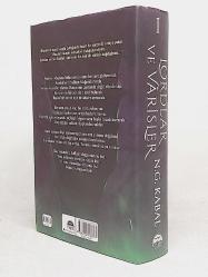 Lordlar ve Varisler 1 - Hepimiz Gökyüzü Olmak İstedik CİLTLİ - ( YEŞİL KAPAK ) - POSTERLİ - AYRAÇLI - 1. BASKI