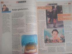 PS Akşam Magazin Haftalık Magazin ve Siyasi Aktüalite Dergisi - 19 Aralık 1999 - Milenyumu karşılamaya hazır mısınız? - İdil Çeliker - Şehnaz Çakıralp - Arnold Schwarzenegger - Uyku Ruhunuzun Aynası - Savaş Ay - Ceyhan Altınyelek - Tıpta mucize: Yaşlanma tarih oldu - Aykut Işıklar - Milenyumu karşılamaya hazır mısınız? - Baharat kokulu güzel - Bill Clinton - Kostas Simitis'den - Kamer Genç - Rüştü Reçber - Muazzez Ersoy ile Nostaljik Geceler - 2000'in kadın Trend'leri - Suzi - Marina Maurachicinel - Nurşah Okay - Aslıhan Koruyan - Feza Tamer - Nefise Karatay - Emine Ün - Duygu Ulaş - Asitliyseniz yandınız - Pul para oldu - Gizli Cennet - Galapagos adaları - Bir yüzyıl esti geçti - Sosyeteyi buluşturan sergi - Milenyum'da yıldız falınız - Ali Soysal - Osmanlı'nın ziyafet sofrası: Darüzziyafe - Barış Bardakçı - Kendini yıkmak özgürlüktür - Arap-İskandinav birlikteliği - 33 sanatçıyla takının yorumu fotoğraf ve haberi - Tam Takım Dergi