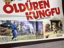 ÖLDÜREN KUNG FU, (SUPERIOR KUNG FU) ÇİNCE KUNG FU DÖVÜŞ SİNEMA FİLM AFİŞİ / POSTERİ - BÜYÜK BOY - ORİJİNAL - 100 X 67 cm EBADINDA - Original Turkish Big Size Movie Poster - BRUCE LEE, AKIN FİLM