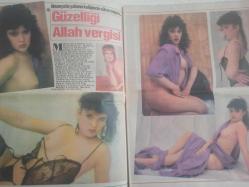 Süper Cumartesi Haftalık Magazin ve Siyasi Aktüalite Dergisi - Müge - Almanya'da yabancı kulüplerde sükse yapıyor... - Güzelliği Allah vergisi - Savannah - Karen - Sabrina - Vera - Beate - Lynette - Saskia - Benim Popom İyidir - Açık Pazar - Hülya Mutlu - Artık onlar da milli oldular - Reyhan Cansu - Melisa - Gülben Ergen - Gülşah Dilek - Deniz burcu - Ali Yatkın - Buse Başar Posteri - Derya kuzusu bu Derya - Yaşanmış Öyküler - Ankara'dan Arzu'nun öyküsü - ''Artık pişman değilim'' - Önümüzde iyi günler var! - Medyum Damla'ya göre - Komedya Çizgi Romanı - Tecavüz Şekilleri - Bulmaca - Bir Hoş Seda - Seda Öz fotoğraf ve haberi - Tam Takım Dergi