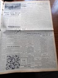 Vatan Gazetesi - 30 Temmuz 1956 - Süveyş Ve Kıbrıs Yazan Ahmet Emin Yalman - CHP Genel Sekreteri Kasım Gülek Samsun'da İç Ve Dış Meselelere Dair Konuştu - Batı Trakya Türklerinin Acıklı Durumu Memlekete Ve Dünyaya Duyurulmalıdır - Pakistan Cumhurreisi İskender Mirza Ve Cumhurreisi Celal Bayar Yeşilköy Hava Alanında Milli Marşları Dinlerken - Süveyş'e Dair Üçlü Görüşme Başladı - Türkiye Köylü Parti'li Bir Hatip İşbirliği Aleyhinde - Andrea Doria Transatlantiği Niçin Battı - Çocuk Felcinden Korunma İçin Tavsiye - Suçlu Yazan Orhan Kemal Yazı Dizisi - İskenderun'da Petrol Damarları Bulundu - Geçmişte Bugün Prens Bismark'ın Ölümü Yazan Feridun Fazıl Tülbentçi Yazı Dizisi - Televizyon İçin Yapılan The Wizard Öz Filmi 322.000 Sterline Satıldı - General Ali Fuat Cebesoy'un Siyasi Hatıraları Yazı Dizisi - Cimcimeler Çizgi Roman Charles Schulz - Ella Sinders Çizgi Roman Fred Fox - Meşhur Alman Bestecisi Robert Schumann Anıldı - Bestekar Ve Orkestra Şefi İgor Stravinsky Şehrimize Geldi