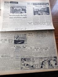 Vatan Gazetesi - 15 Ağustos 1956 - Suçlu Yazan Orhan Kemal Yazı Dizisi - Ahmet Emin Yalman Köşe Yazısı - Osman Bölükbaşı Erzincan'da Sıkı Tedbirlerle Karşılandı - Yunanlılar Soydaşlarımız Arasına Nifak Sokuyorlar - Zeki Müren'e Mahkemeye Verildi - Kıbrıs'taki Türk Okullarına 60 Sandık Kitap Gönderilecek - Sarayburnunda Dün Balık Tutma Müsabakası Yapıldı - Mermi Fabrikasında Bir Yangın Çıktı - Hoş Memo Karikatür - General Ali Fuat Cebesoy'un Siyasi Hatıraları Yazı Dizisi - Cimcimeler Çizgi Roman Charles Schulz - Ella Sinders Çizgi Roman Fred Fox - Etna'nın Ateşi Yazan Henri Castillou Yazı Dizisi - Radyo Bulmaca -  Fenerbahçe Her Hafta Maç Yapacak - Wimbledon Şampiyonu Yenildi - Boks Şampiyonu Mari D'agata Unvanını Koruyacak - Karşıyaka Futbol Takımı İstanbul'a Geliyor - Beynelmilel izcilik Toplantısı
