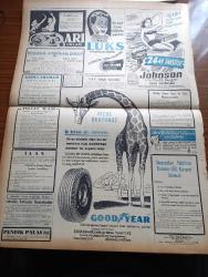Vatan Gazetesi - 30 Mayıs 1954 - Başbakan Adnan Menderes Bugün Amerika'ya Gidiyor - Dost Kanada'dan Bize Büyük Yardımlar Başladı - Millk Tenasüt Kongresi Yapıldı - Traktör Fabrikasının Anlaşması İmzalandı - Nevşehir İl Oluyor - Yugoslavya Cumhurbaşkanı Tito Yunanistan'a Hareket Etti - Dünkü Bale Gösterisi Çok Başarılı Oldu - Denizde İsyan Yazan Herman Wouk Yazı Dizisi - 5. Bahar Bayramı Büyük Rağbet Görüyor - Turistlerde Irk Din Lisan Cinsiyet Farkı Aranmayacak - Papagos Kıbrıs'ı Tekrar İstedi - İngiltere Komünist Çin Ticaret Anlaşması - General Ali Fuat Cebesoy'un Siyasi Hatıraları Yazı Dizisi - 1954 Milletlerarası Paris Fuarı - Hap Devrine Hazırlık Mı - Osmanlı Tarihinden Sayfalar Recep Paşa'nın İdamı Yazan Feridun Fazıl Tülbentçi Yazı Dizisi - Bu Yerin Ötesinde Yazan Cronin Yazı Dizisi - Mevsim Balığı Kılıç - Ulubatlı Hasan'ın Şehit Düştüğü Yerde Konuşma Yapıldı - Johnson Deniz Motorları - Lüks Traş Bıçağı - Arı Unları - Good Year - Kızılcahamam Kaplıcaları