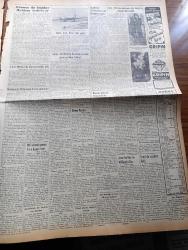 Vatan Gazetesi - 12 Haziran 1954 - Türk Pakistan Anlaşması Dün Mecliste İttifakla Kabul Edildi - Adnan Menderes İle Pakistan Başbakanı Muhammed Ali'nin Demeçleri - Ailesini Katleden Hikmet Küçük Duruşmada Beni Asınız Diye Bağırdı - Birleşik Amerika Dışişleri Bakanı John Foster Dulles Çin Hindinde Amerika'nın Harbe Girme Şartlarını Bildirdi - Sultanahmet Cezaevi Karşısında Bitli Ekmek Yapan Fırın Kapatılıyor - Dünya Kupası Maçları 14 Haziran'da Başlıyor - Denizde İsyan Yazan Herman Wouk Yazı Dizisi - Denizcilik Ve Kabotaj Bayramı Hazırlıkları - Arap Memleketleri İle İsrail'e İhtar - Altemur Kılıç - Hoş Memo Karikatür - Fransa'da En Çok Okunan Gazete France Soir - General Ali Fuat Cebesoy'un Siyasi Hatıraları - Okuyucu Fikir Ve Şikayetleri Dinleyen Ve Derleyen Ahmet Refik Noyan - Cumhurbaşkanı Celal Bayar'ın Güreşçileri Tebriki - Adana Demirspor Almanya'ya Gidiyor - İstanbul Atletizm Bayramı Bugün Başlıyor - Meşhur Yüzücü Kadas Mağlup Oldu - 19 Mayıs Stadında Gece Maçları Yapılacak