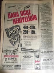 HÜRRİYET GAZETESİ 23 EKİM 1967 YIL :20 SAYI :7000--Mısır da emlaki olan Türkler tazminat alacak --Irak a çamaşır makinesi ve  buzdolabı  satacağız ---Mısır bir İsrail Muhribini Batırdı ,150 ölü ve yaralı var ---Pasaportsuz iki Alman kızı hudut dışı  edildi ---Sokak sokak dolaşıp duvarlara ilan asıyor ---Tören  günü Tahran a havadan gül  yağacak ---Necdet Elmas üçüncü izin günü annesi ve babasıyla beraber  geçirdi ----Büyük gösteri sonunda 200 kişi tevkif edildi ---5 Günde Sigarayı Bırakma Programı --Eskişehirspor Gençlerbirliğini  1-0 mağlup etti --Altınordu Feriköy ü 2-1 yendi-----Beşiktaş :1 Altay :1 ---Galatasaray :0 H.Tepe : 0--Türkiye Atletizm Şampiyonası ---Polislere 17 kilo baz morfin satmak  isterken yakalandılar ---İstanbullu  fabrikatörün oğlu  itirafta bulundu teyzemi ben öldürdüm ---Bir Tüccar ve eşi banyo da ölü bulundu ---Kadıköy Üsküdar yolu asfaltlanıyor ---Radyo Programları ---Türkiye İş Bankası :47 Milyon --3.Türkiye Ligi Maçları --