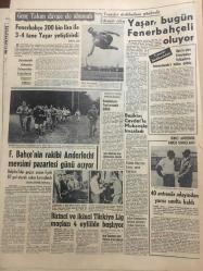 HÜRRİYET GAZETESİ  20 TEMMUZ 1965 YIL :18 SAYI :6185---61 Bin 677 kişiye bir milletvekili düşecek ---Karaköy yeraltı  geçidi törenle hizmete açıldı ---Bu yıl terfi  sırası  gelen 200 Albaydan  35 i General olacak ---Turistler lisanlarına  göre  bu aletlerin  sesleriyle  toplanıp  Efes i ziyaret ediyor ---Bir  bankayı 235 bin  lira  dolandırıp  kaçtı ---Ezan yine hoparlörle okunacak --Syngman Rhee öldü ---Komalık olan Kılıç ,Kırlı Horoz u  öldürdü ,Tahta Bacak ı yaraladı ---Girit  te Yunan Kıralı aleyhine  gösteriler oldu ---Sebze ,meyva  pahalılığı  karşısında Belediye sıkı bir kontrole başladı --Fenerbahçe 200 bin lira ile 3-4 tane Yaşar yetiştirdi --Yaşar ,bugün Fenerbahçeli oluyor --Fenerbahçe nin rakibi Anderlecht mevsimi pazartesi günü açıyor --Birinci  ve ikinci Türkiye lig  maçları 4 Eylül de başlıyor ----Emekli Maaşıyla Dünya yı Dolaşıyor --Demirel in babası  belediye reisi  seçildi --