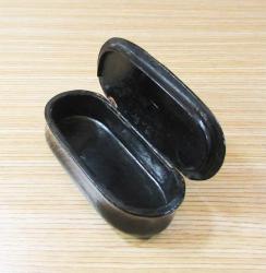 AnTiKa SEDEF KaKMaLı KAĞIT SIKIŞTIRMA ENFİYE-TÜTÜN KUTUSU.....Papier Mache