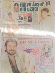 Şey Haftalık Magazin ve Siyasi Aktüalite Gazetesi - Yüksel Uzel'in ameliyat üzüntüsü mutluluğa dönecek mi? - Yoğum Bakımda Evlilik Teklifi - Zeynep Ekren - Asım Ekren - Tıp dünyası Yüksel Uzel'i vedaya zorluyor - Ajda Pekkan'ı sonunda boşatacaklar - Zihni Cinan - 5 yıllık mazisiyle Türkan Şoray'a sataşıyor - Hülya Avşar'ın dili uzadı - Burhan Bayar - Mustafa Topaloğlu - Pakize Suda fotoğraf ve haberi - Gazete tam değildir sadece 2 sayfası mevcuttur