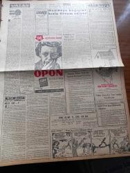 Vatan Gazetesi - 14 Haziran 1960 - Ahmed Emin Yalman Köşe Yazısı - Yatırımlardan Kalan Borç 7 Milyara Yakın - 41 Firma Demokrat Parti'ye 3,5 Milyona Yakın Teberrü Yapmış - Ankara Belediyesi'nin Açığı 122,5 Milyon Lira - Yassıadada Günler Nasıl Geçiyor Yazan Celalettin Çetin - Fevzi Lütfü Karaosmanoğlu Köşe Yazısı - Sabıkların Muhakemesi Kısa Zamanda Başlayacak - Cemal Gürsel'in Ethem Menderes'e Yazdığı Mektup Açıklandı - İnsan Bir Yerde Bellidir Yazan Mehmet Seyda Yazı Dizisi - Harbiye Orduevi Önündeki Eski Atatürk Heykeli - Üniversite Avlusunda Hürriyet Meydan Muharebesi - Özcan Ergüder - Akla Kara Yazan Emil Galip Sandalcı - Hazineye Bağışlar Hızla Devam ediyor - Kanlı Perşembe Yazan Sadun Tanju - Gece Gondolları Yazan Albert Jean Yazı Dizisi - Lüp Lüp Amca Çizgi Roman Ric - Tonton Agah Çizgi Roman Sade Yalçın - Üniversite Dün Açıldı - Futbol Federasyonu Heyeti Değişiyor - Zeki Ömer Defne Şiir Deniz Uyandı - Beşiktaş 3 Futbolcu İle Ön Anlaşma Yaptı - Cemal Gürsel Kupası Maçları