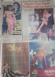Haftanın Sesi Haftalık Aktüalite Sinema Tiyatro Müzik ve Magazin Gazetesi - 18 Ocak 1985 - Sayı:3 - Müjde Ar'ın fendi, Türkan Şoray'ı yendi - Tarık Tarcan - Ahmet Muhip Dranas - Futbolcudan otelciye aşk transferi - Sahnede de Seks Saçacak - Müjde Ar - Bahar ÖZtan - Şener Şen - Ayşen Gruda - Junghans Quartz Saat Reklamı - Banu Alkan, afişte Cüneyt Arkın'ın üzerine çıkmaya çalışıyor - Bayan Don Kişot, Malkoçoğlu'na karşı - Hülya Işıl - İşte şimdi dört dörtlük - Moda Angora Giyim Reklamı - Pak Kürk Reklamı fotoğraf ve haberi - Gazete tam değildir sadece 2 sayfası mevcuttur