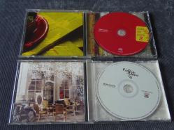 CAFE DE PERA 2 ve CAFE DE PERA 5-İKİ CD ALBÜM BİRDEN - DÖNEM BASKISI  ÇOK TEMİZ SIFIR AYARINDA MÜZİK CD SİDİR.