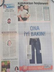 Günaydın Haftalık Aktüalite Sinema Tiyatro Müzik ve Magazin Dergisi - 31 Ekim 2006 - Dede rolünden sıkıldık - İzzet Günay - Fikret Hakan - Ediz Hun - Mehmet Ali Alabora - Bu filmde çıplaklık yarım erotizm tam - Cüneyt arkın - Özay Şendir - Kasım'da Yeşilçam çahşanacak - 'Çılgın Dersane' uğursuz çıktı -Teoman - Kötülükten hoşlanırım - Rahşan Gülşan - Aaa. Cem Yılmaz kızmış! - Reha Yurdakul - Kıraç - Funda Arar fotoğraf ve haberi - Gazete tam değildir Sadece 2 sayfası mevcuttur
