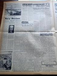 Vatan Gazetesi - 10 Mayıs 1954 - Ahmet Emin Yalman Köşe Yazısı - Kırşehir Seçimine Demokrat Parti İtiraz Etti - Çin Hindi Kuzeyinde Esir Kafileleri Görüldü - Amerikalı Tanınmış İnşaatçı Harry Morrison Seyhan Barajını İnceliyor - Kıbrıs Türkleri Muhtariyet Değil İlhak İstiyor - Teknik Okul Öğrencilerine Sabır Tavsiye Edildi - Sovyetler Birliğine Verilen Notamız Açıklandı - Başbakan Adnan Menderes Gazetecilere Ziyafet Verdi - Denizde İsyan Yazan Herman Wouk Yazı Dizisi - İstanbul'a Hasta Akını Önlenecek - Fotoğraflarla Haberler - General Ali Fuat Cebesoy'un Siyasi Hatıraları Yazı Dizisi - Büyük Bir Operet Bestekarı Emmerich Kalman - Ramazan Geceleri Karagöz - Jigolo Yazan Daniel Harper Yazı Dizisi - Galatasaray Beşiktaş'ı Dün 3 0 Mağlup Etti - Serbest Güreş Müsabakaları - Bahar Kupası Atletizm Yarışmaları - Şişli Terakki Lisesi'nin 75. Yıldönümü - Ayfer Feray Puro Tuvalet Sabunu Kullanıyorum Diyor - Çapamarka - Gripin - Ankara İstanbul İzmir Radyosu Programı - Bulmaca -T.M.G.T Toplantısı