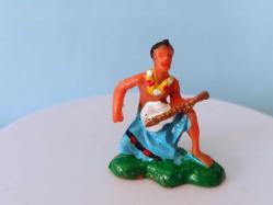 Vintage Hawaii Hula Kızları ve Ukulele çalan mini figürler Hong Kong 1960 lar El Boyama