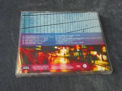 MAVİ MÜZİK 01/00 - DÖNEM BASKISI SIFIR AYARINDA ÇOK TEMİZ MÜZİK CD SİDİR.