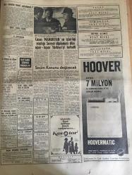 HÜRRİYET GAZETESİ  27 OCAK 1968 YIL :20 SAYI :7094---Önemli işaret kırmızı kiremitti --Kuzey Kutbunda Beyaz Ayılara Etiket Konacak --Kobra yılanları ile dolu çukurda  gösteri ---Galatasaray  A.Ordu Önünde ---Mister Yusuf Türklere Bir Kupa Kazandırdı ---Üçüncü sınıf rollerle çıkan Sevda Nur , kocamın önünden faydalanarak reklam yapmak istiyor ---G.Tepe Voyvodina maçı hazırlıklarına başladı ---Güreş Federasyonu Başkanlığına yine Uskan Getirildi ---Avusturyalı antrenör  Tandler  Galatasaray  diye diye öldü ---Casus Manukyan ın işbirliği yaptığı Sovyet diplomatı dün apar -topar Türkiye yi terk etti ---Seçim Kanunu Değişecek ----Kayseri inşa edilecek yeni şadırvanlarla süslenecek ---Manukyan  Türkiye aleyhinde gizli  bilgileri  koyduğu bu kayanın yanında  yakalandı --