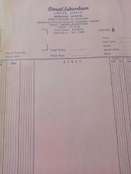 7 Ocak 1984 - Tacını çıkardı, judoya başladı - Türkiye güzeli evli çıkıp tacı alınınca, Ebru Özmeriç ikinci güzel seçilmişti. Güzelliğini judo ve baleye borçlu olduğunu söyleyen Ebru, şimdi judo salonunda mindere çıkıyor ve ter atıyor  - Gazete Haberi - Tek Yaprak Arkalı Önlüdür