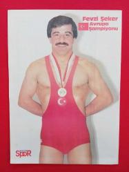 Gelişim Spor Futbol Dergisi - Sayı: 93 - 16 Mayıs 1990 - Kapak: Beşiktaş - Poster: Fevzi Şeker